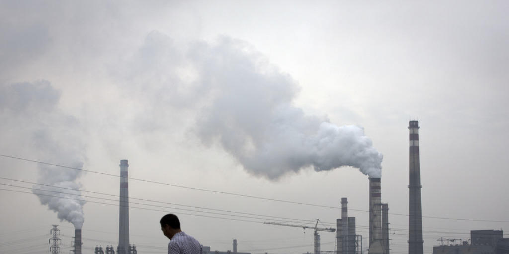 Die Luftverschmutzung in China hat für die Bevölkerung tödliche Folgen. Laut einer Studie sterben täglich 4000 Menschen wegen der schlechten Luftqualität. (Archiv)