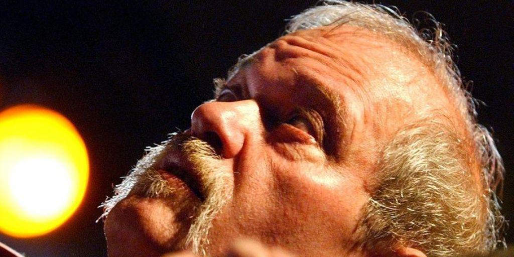 Der Jazz-Gitarrist John Abercrombie- hier 2003 am Montreux Jazz Festival - ist am Dienstag mit 72 Jahren gestorben.