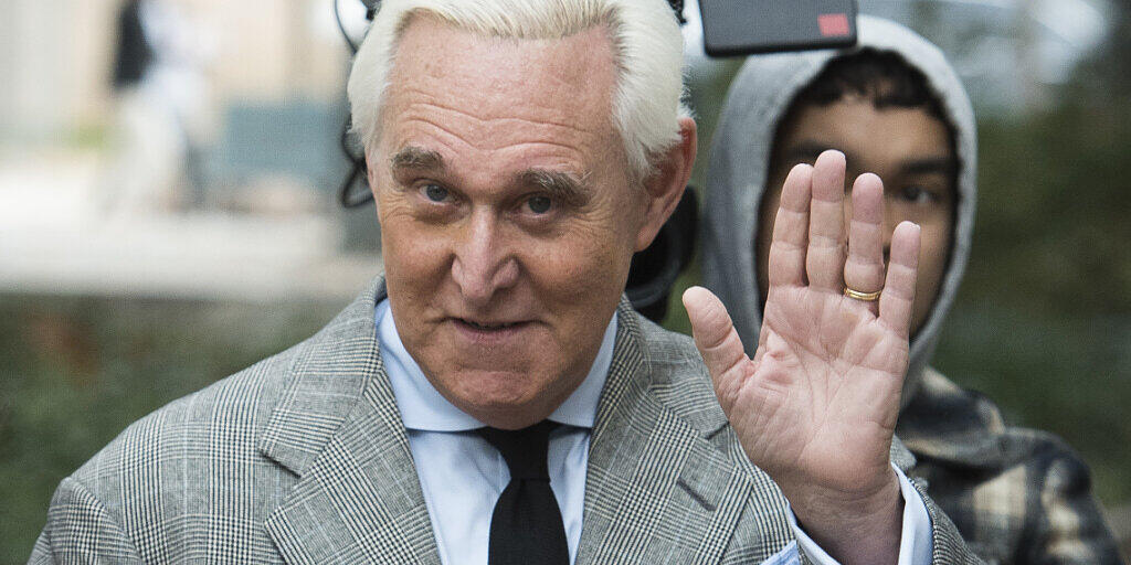 ARCHIV - Kurz vor dem Ende seiner Amtszeit hat der abgewählte US-Präsident Donald Trump unter anderem seinen langjährigen Vertrauten Roger Stone begnadigt. Foto: Cliff Owen/AP/dpa/Archiv ARCHIV - Kurz vor dem Ende seiner Amtszeit hat der abgewählte US-Präsident Donald Trump unter anderem seinen langjährigen Vertrauten Roger Stone begnadigt. Foto: Cliff Owen/AP/dpa/Archiv