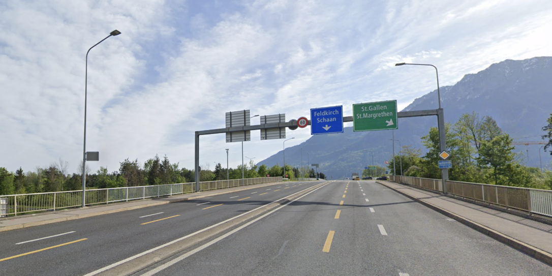 Autobahnüberführung bei Buchs