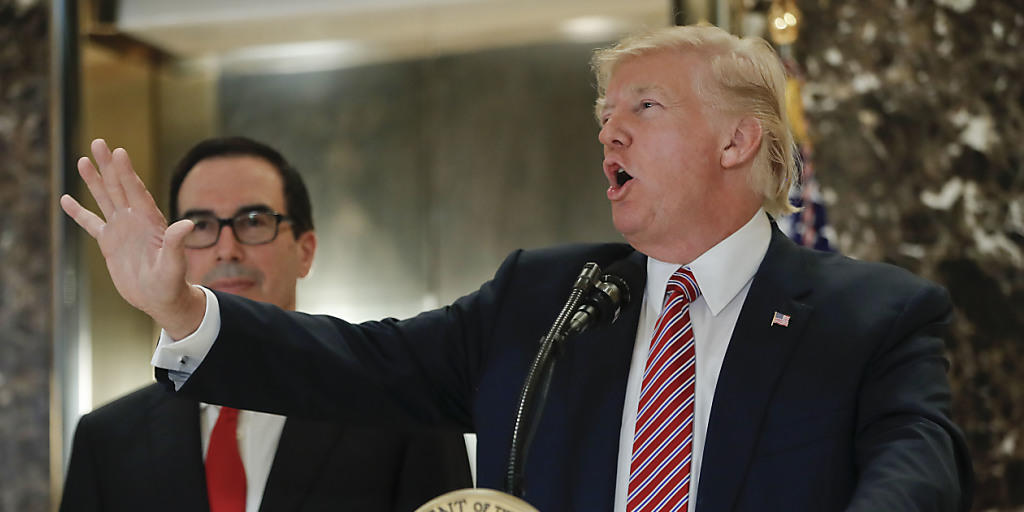"Ich wollte sicher sein, dass das, was ich sage, korrekt ist": US-Präsident Donald Trump verteidigt seine späte Reaktion auf die Gewalt in Charlottesville.