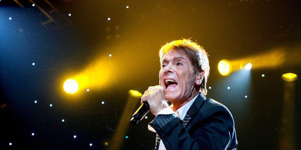 Keiner will zugeben, dass er gern Cliff Richards Schnulzen hört - trotzdem hat der heute 75-Jährige 250 Millionen Alben verkauft (Archiv 2014).