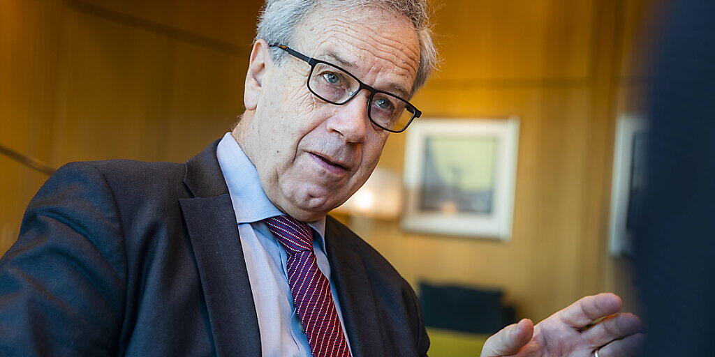 Der Präsident der norwegischen Notenbank Oystein Olsen senkt den Zins trotz der Schwäche der norwegischen Krone weiter. (Archivbild) Der Präsident der norwegischen Notenbank Oystein Olsen senkt den Zins trotz der Schwäche der norwegischen Krone weiter. (Archivbild)