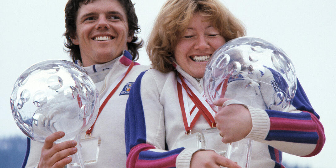 1980: Andi und Hanni Wenzel gewannen als bislang einziges Geschwisterpaar den Gesamtweltcup gleichzeitig.	Bild: Archiv