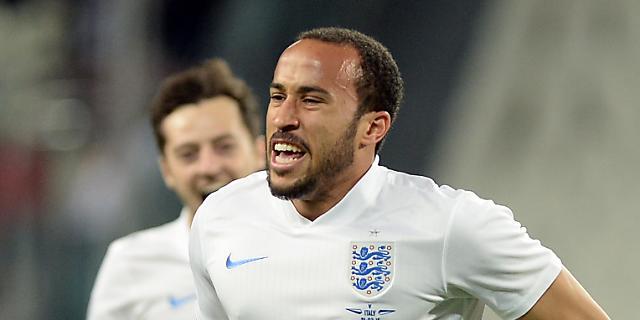 Andros Townsend jubelt über seinen Ausgleichstreffer in Turin Andros Townsend jubelt über seinen Ausgleichstreffer in Turin