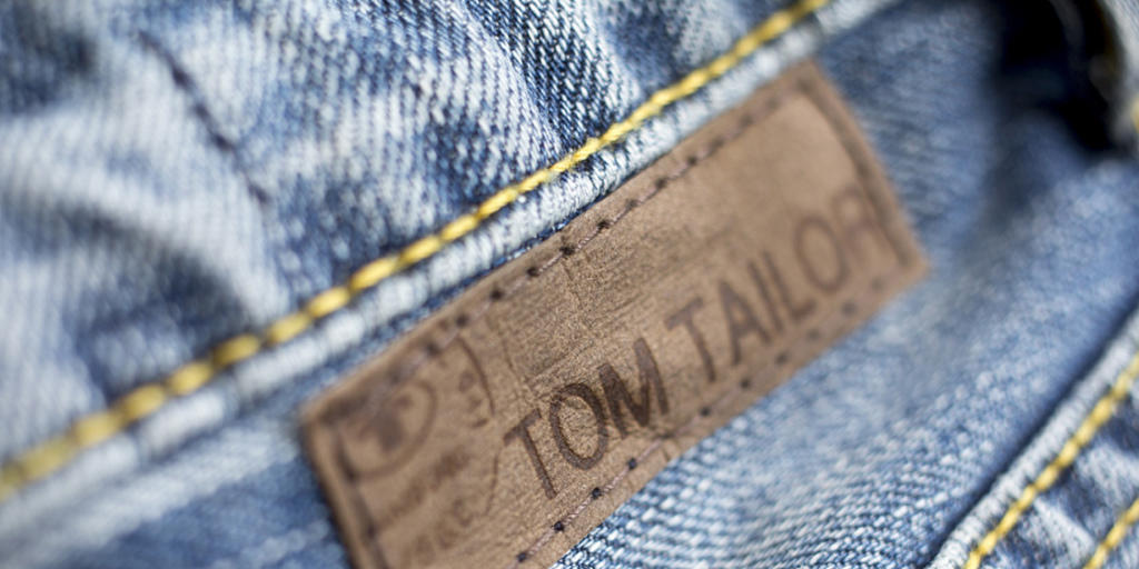 Der Expansionskurs der vergangenen Jahre hat die Modekette Tom Tailor in die Verlustzone geführt. Das neue Management räumt nun gründlich auf. Der Expansionskurs der vergangenen Jahre hat die Modekette Tom Tailor in die Verlustzone geführt. Das neue Management räumt nun gründlich auf.
