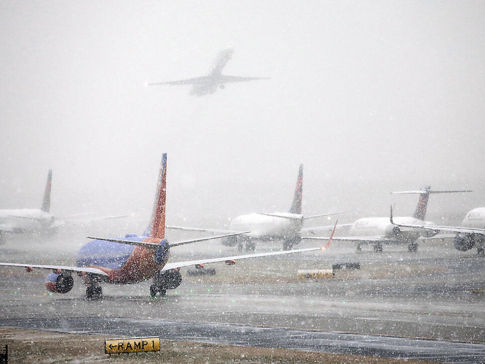 Tausende Flüge gestrichen: Starker Schneefall sorgt in den USA für Chaos an zahlreichen Flughäfen. (Symbolbild)
