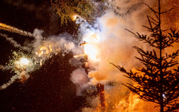 Funken Triesen mit Fackelumzug