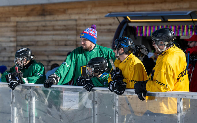 Pond Hockey Turnier in Malbun