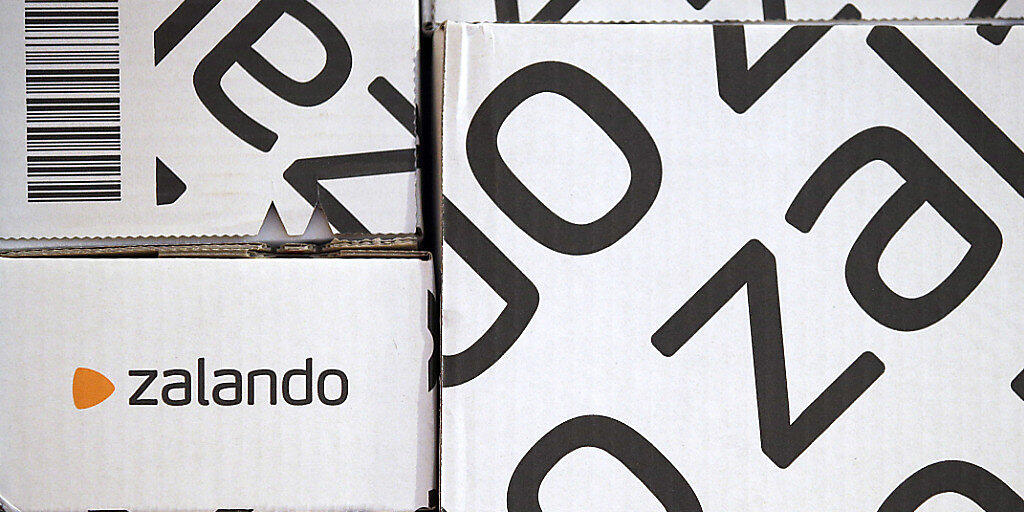 Viele davon finden ihren Weg jeweils auch in die Schweiz: Zalando-Pakete. Der Online-Modehändler ist in den Sommermonaten weiter kräftig gewachsen.