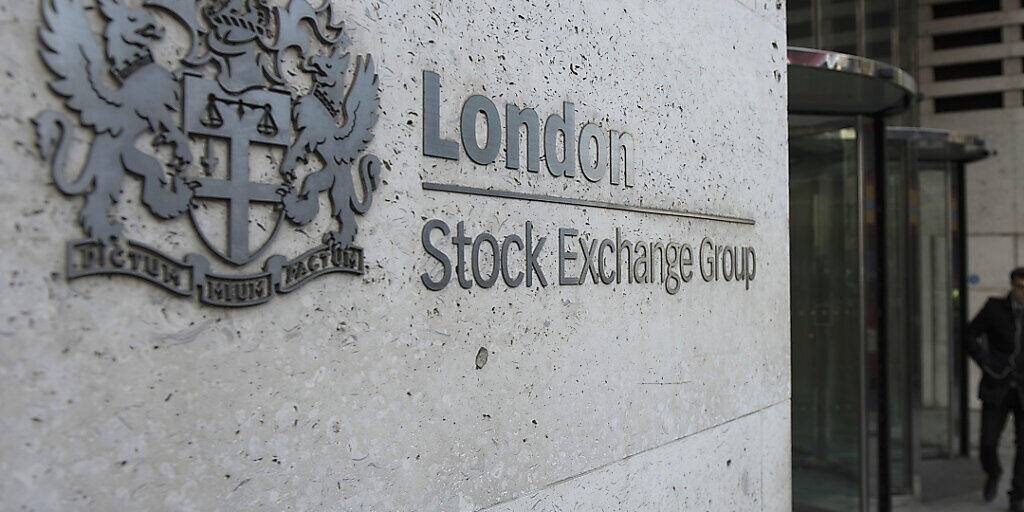 Das britische Finanzministerium will mehr Technologiekonzerne an die Londoner Börse locken. Es prüft daher, die Regeln für Börsengänge zu lockern. (Archivbild)