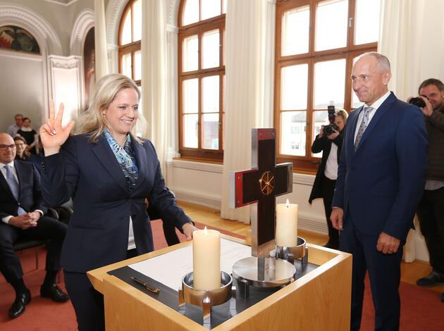 Liechtenstein Regierung Vereidigung Regierungsraetin Katrin Eggenberger Liechtenstein Regierung Vereidigung Regierungsraetin Katrin Eggenberger
