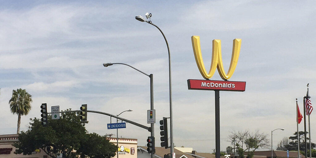 Nicht hinfahren - bringen lassen! McDelivery startet in der Schweiz. (Archivbild)