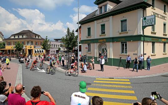 Tour de Suisse 5. Etappe Unterterzen - Soelden Durchfahrt Schaan