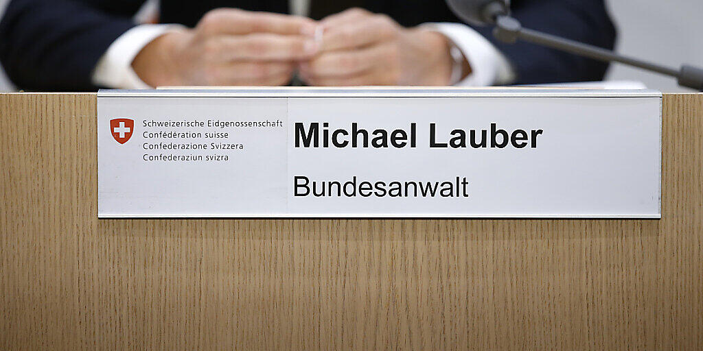 Mitten im Streit rund um Bundesanwalt Michael Lauber nimmt nun ein Mitglied der Aufsichtsbehörde den Hut. (Symbolbild)