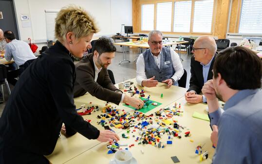 Liechtenstein Vaduz Mobilitaetshackathon Regierungsraetin Grazielle Marok-Wachter Vorsteher Johannes Hasler