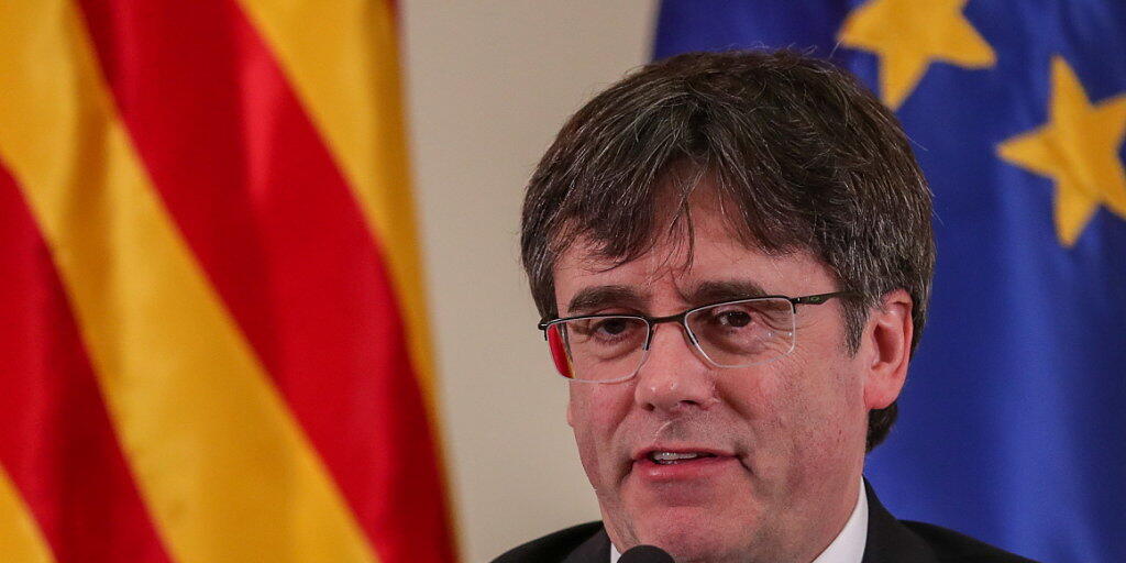 Der katalanische Separatistenführer Puigdemont kandidiert bei der Europawahl im Mai als Spitzenkandidat des Bündnisses JuntsxCat (Gemeinsam für Katalonien). (Archivbild)