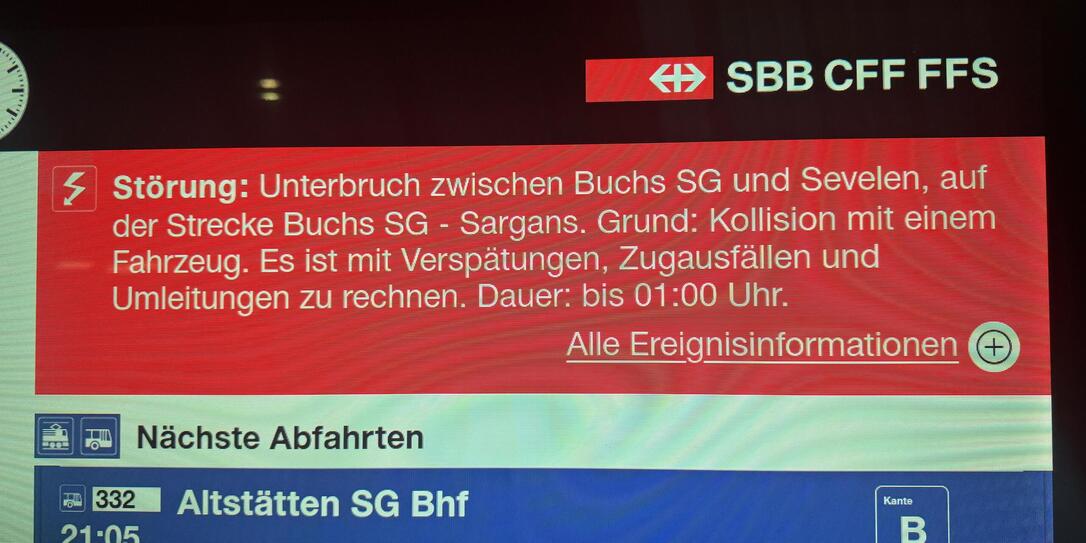 Die Ausfälle werden zur Zeit an den Bahnhöfen kommuniziert. Die SBB macht darauf aufmerksam, dass Reisende zwischen Buchs und Sargans den Bus verwenden sollen. Internationale Reisende sollen auf Schienenersatzverkehrbüsse ausweichen.