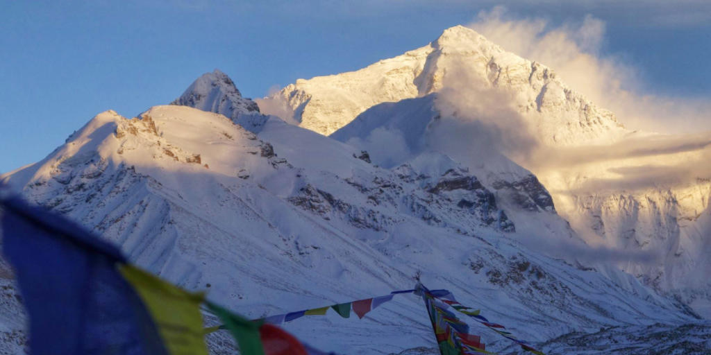 Ist der Mount Everest nach dem Erdbeben von 2015 noch der höchste Berg der Welt? Zweifel daran, möchte Indien nun mit einer Neumessung zerstreuen. (Archiv)