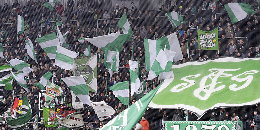 Vor dem Match am 15. Februar 2015 provozierten die Luzerner Fans die St.Galler Fans, die sie schon seit längerer Zeit als "Juden" bezeichnet hatten.