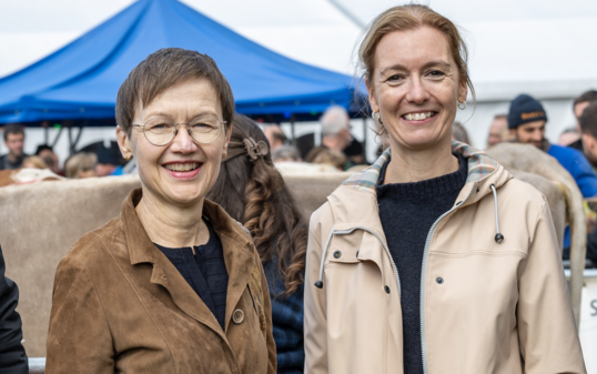 Sie werden von den Befragten am sympathischsten empfunden: Regierungschefkandidatin Brigitte Haas (VU) und Regierungsratskandidatin Sabine Monauni (FBP).