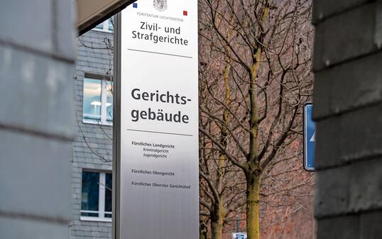 20230105 Symbolfoto - Zivil - und Strafgericht - Vaduz - Gericht - Spaniagasse 1 - Aussenansicht -