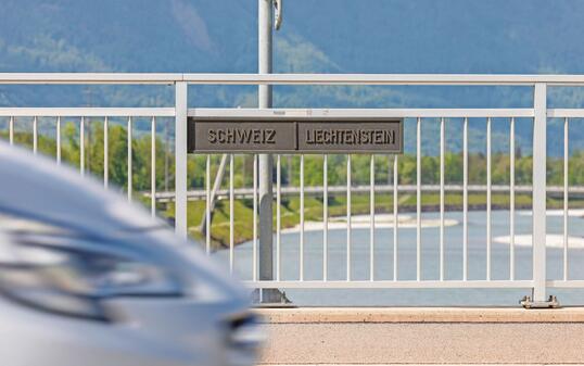 Rheinbr&uuml;cke Schaan