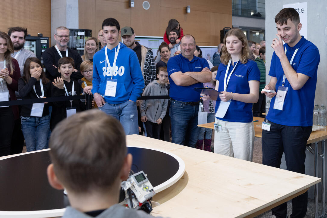 Robo-League bei der Ivoclar in Schaan