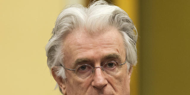 Karadzic gilt als Drahtzieher des Srebrenica-Massakres (Archiv) Karadzic gilt als Drahtzieher des Srebrenica-Massakres (Archiv)