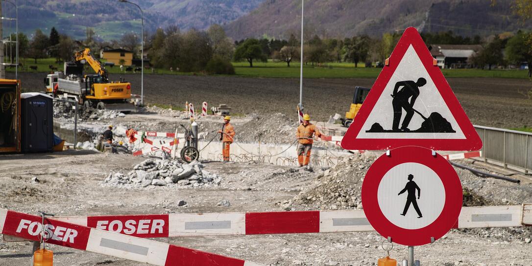 Baustelle Kanalbrücke in Balzers