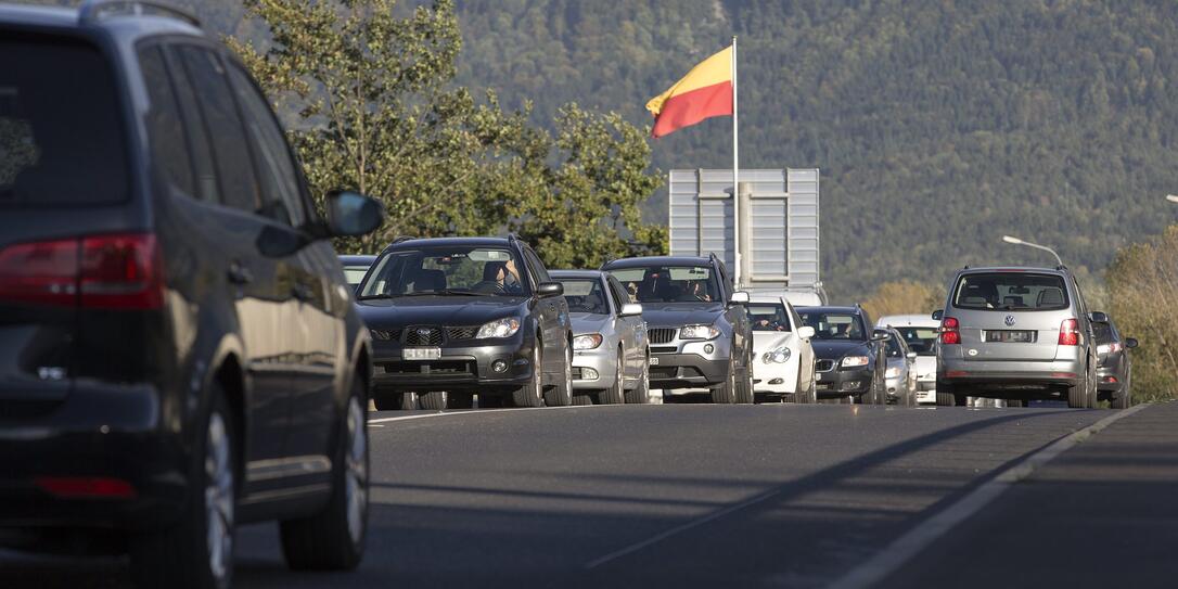 Verkehr Rheinbrücke Bendern 141009