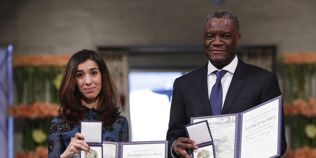 Die jesidische Aktivistin Nadia Murad und der kongolesische Gynäkologe Denis Mukwege am Montag in Oslo mit dem Friedensnobelpreis.
