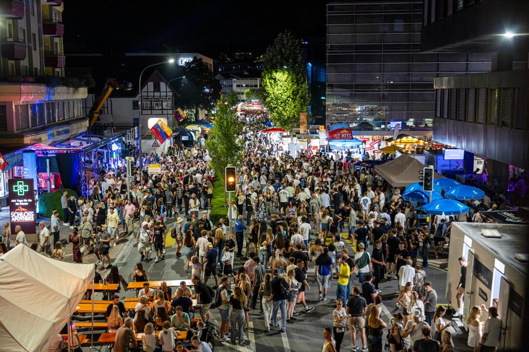 Staatsfeiertag 2026 Volksfest mit Abendprogramm