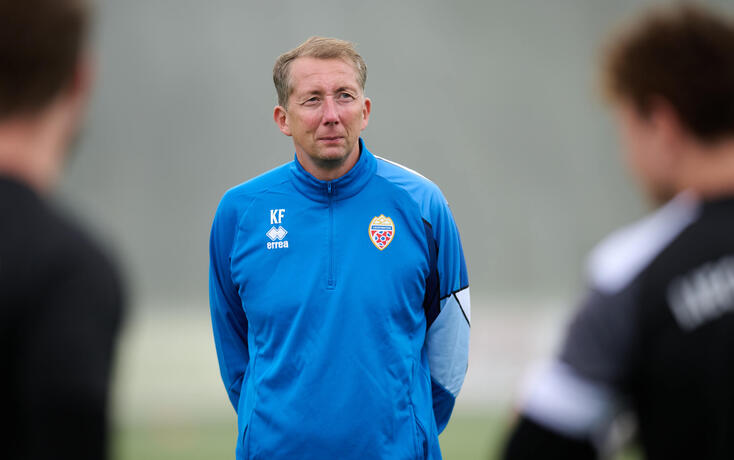 Konrad Fünfstück fordert von seinem Team, aktiv gegen den Mann zu spielen.