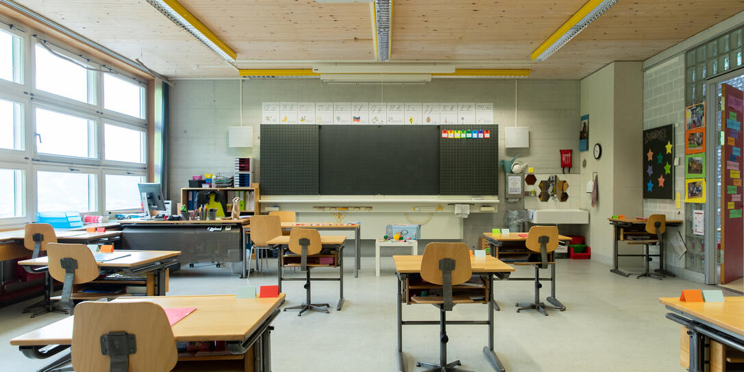 Kindergarten und Schule, Triesenberg