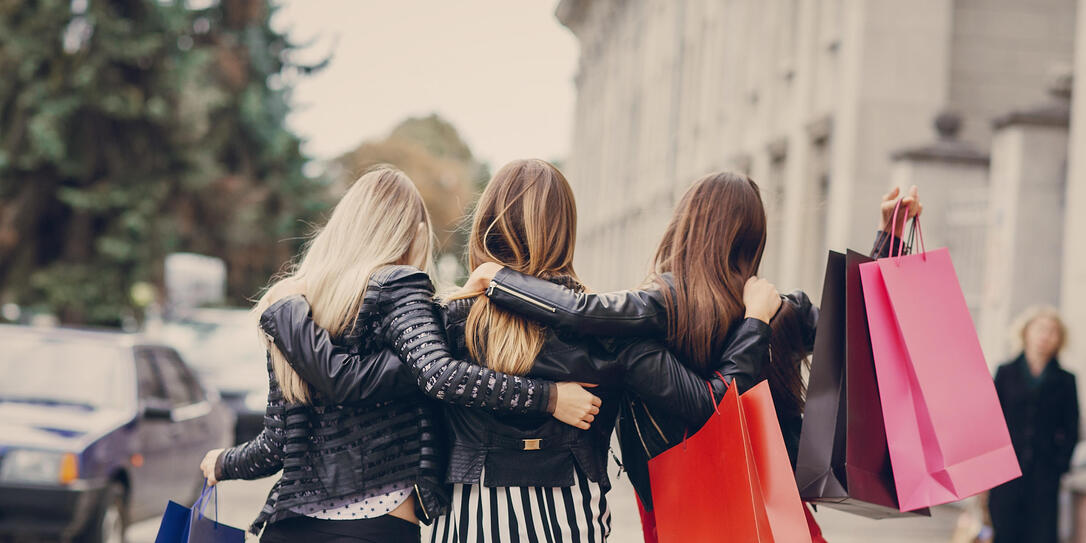 fashion shopping street