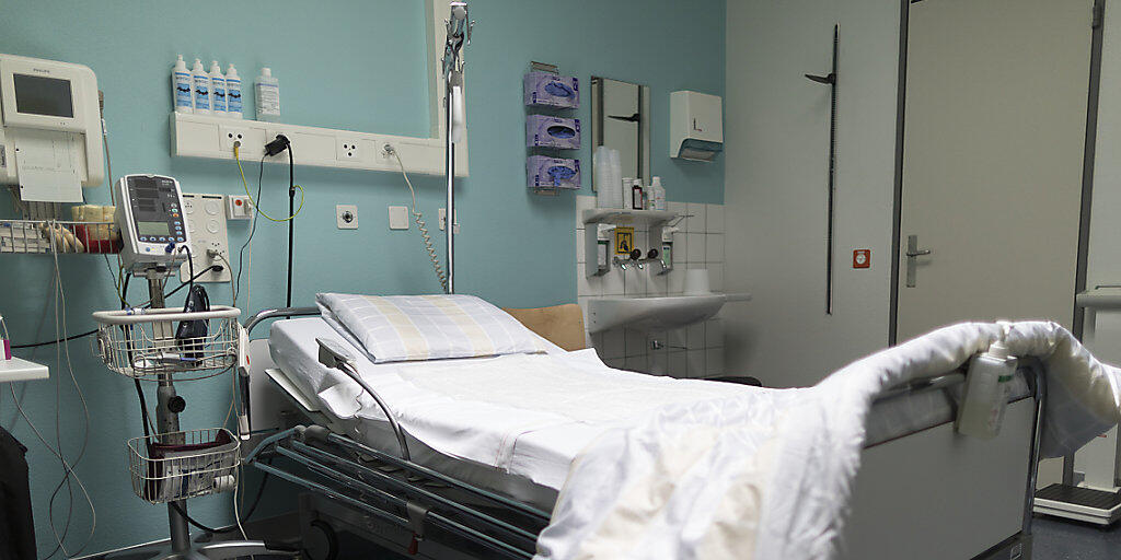 Besonders profitabel war bisher der stationäre Bereich: Mit den hohen Margen bei den Zusatzversicherungen könnte es aber bald einmal vorbei sein. Der Markt droht zu kollabieren, weil sich die gesundheitspolitischen Rahmenbedingungen rasch ändern. (Symbolbild)