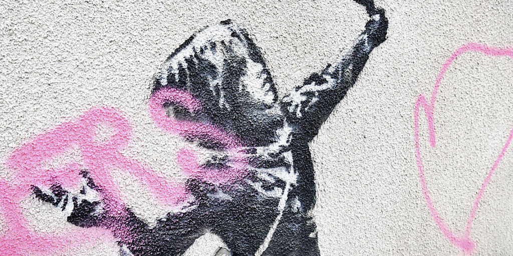 Der berühmte Streetart-Künstler Banksy machte sich einen Namen mit gesellschaftskritischen und meist kontroversen Motiven.