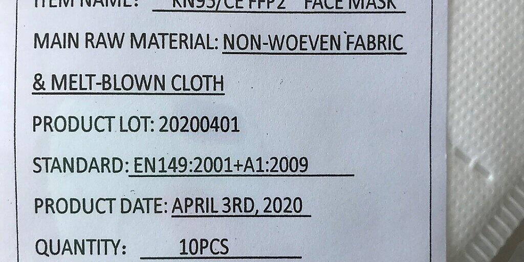 Wegen ungenügender Schutzwirkung zurückgerufen: Die betroffenen Masken könnten anhand der Etikette auf der Verpackung identifiziert werden. Wegen ungenügender Schutzwirkung zurückgerufen: Die betroffenen Masken könnten anhand der Etikette auf der Verpackung identifiziert werden.