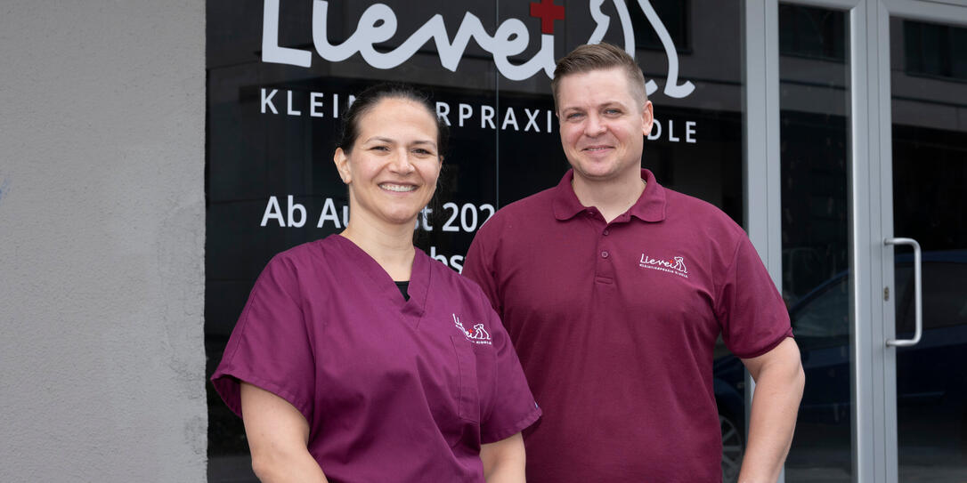 240528 #näherdran_balzers: In Balzers eröffnet eine neue Tierarztpraxis. Sandy und Stefan Kindle 240528 #näherdran_balzers: In Balzers eröffnet eine neue Tierarztpraxis. Sandy und Stefan Kindle