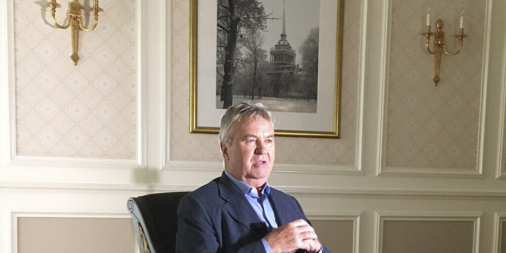 Sitzt in China nicht mehr auf dem Trainer-Stuhl: der Niederländer Guus Hiddink Sitzt in China nicht mehr auf dem Trainer-Stuhl: der Niederländer Guus Hiddink