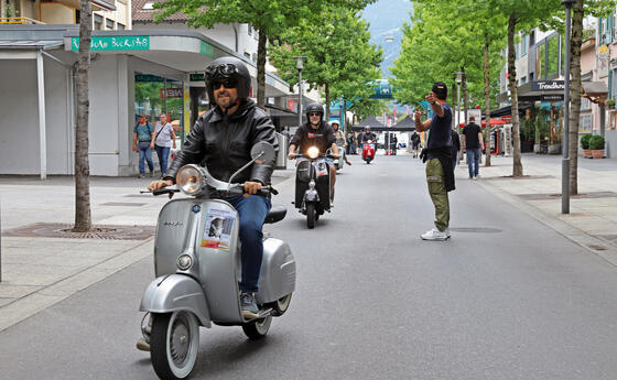 Vespa-Treff in Buchs