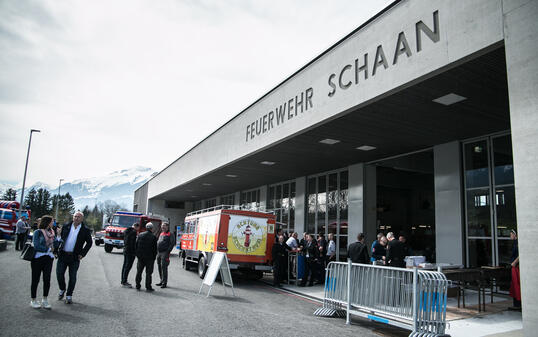 Tag der offenen Tür, Besichtigung des neuen Feuerwehrdepots so