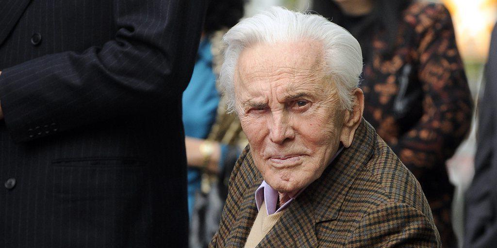 US-Schauspieler Kirk Douglas feiert heute seinen 100. Geburtstag: Es gehe im "absolut grossartig", liess sein Sohn Michael ausrichten. (Archivbild)