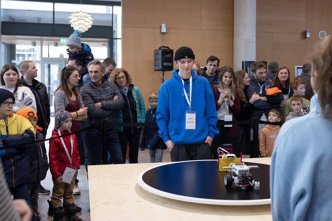 Robo-League bei der Ivoclar in Schaan