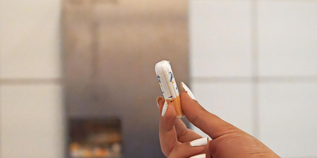 Kostenlose Binden und Tamponautomaten an Unis