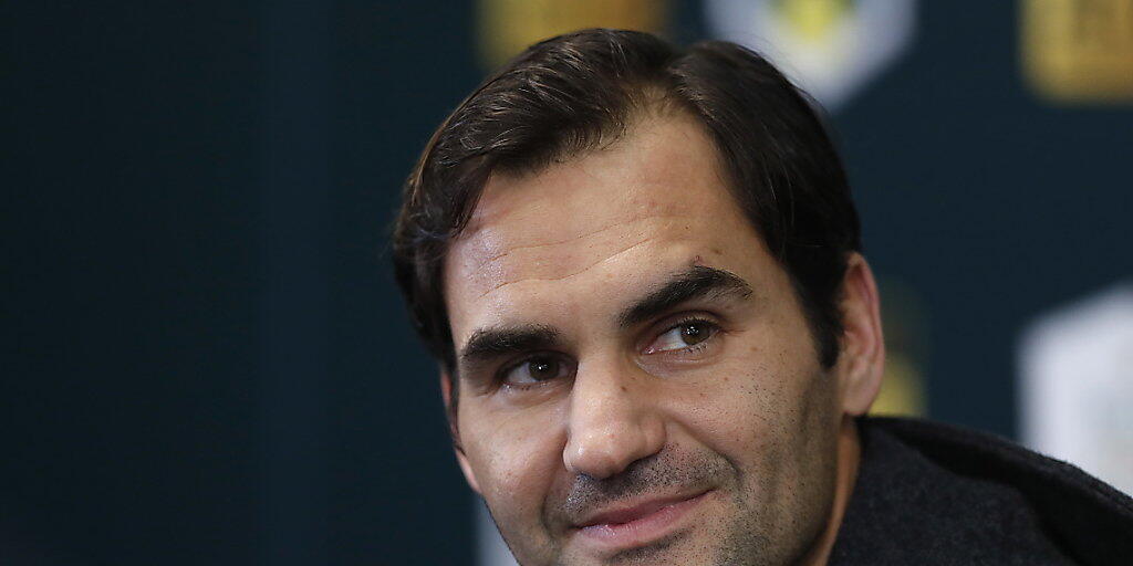Roger Federer ist in Paris-Bercy nach der Aufgabe von Milos Raonic kampflos eine Runde weiter
