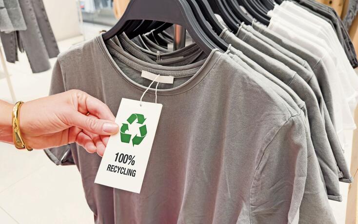 100% recycling clothing product label