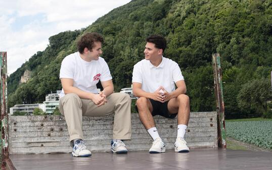 230802 Für Staatsfeiertagsmagazin: Gespräch mit Aaron Nobile (Unterland) & Nicolas Marxer (Oberland)