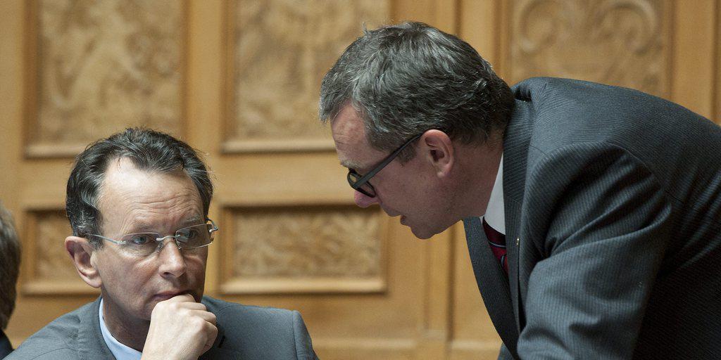 Philipp Müller (l.) und Ruedi Noser (r.) werden künftig in der kleinen Kammer politisieren. (Archiv)